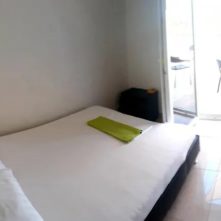 Jurkovi - Four Bedroom With Sea View And Terrace דירה פירובאץ