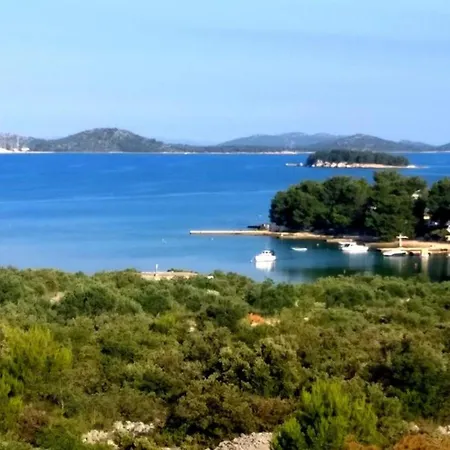 Jurkovi - Four Bedroom With Sea View And Terrace